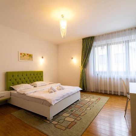 Ardor Apt - Bright And Secluded Apartment In The Heart Of Old Town Braşov Eksteriør billede