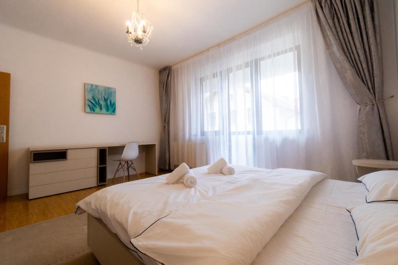 Ardor Apt - Bright And Secluded Apartment In The Heart Of Old Town Braşov Eksteriør billede